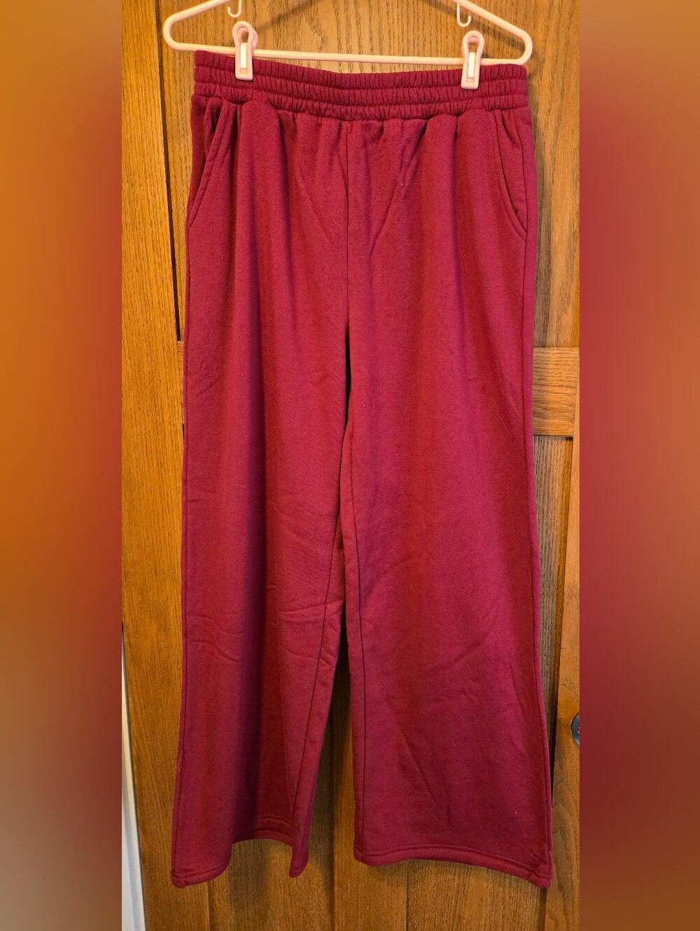 Zenana Women's Wide-Leg Burgundy Sweatpants  - Large New